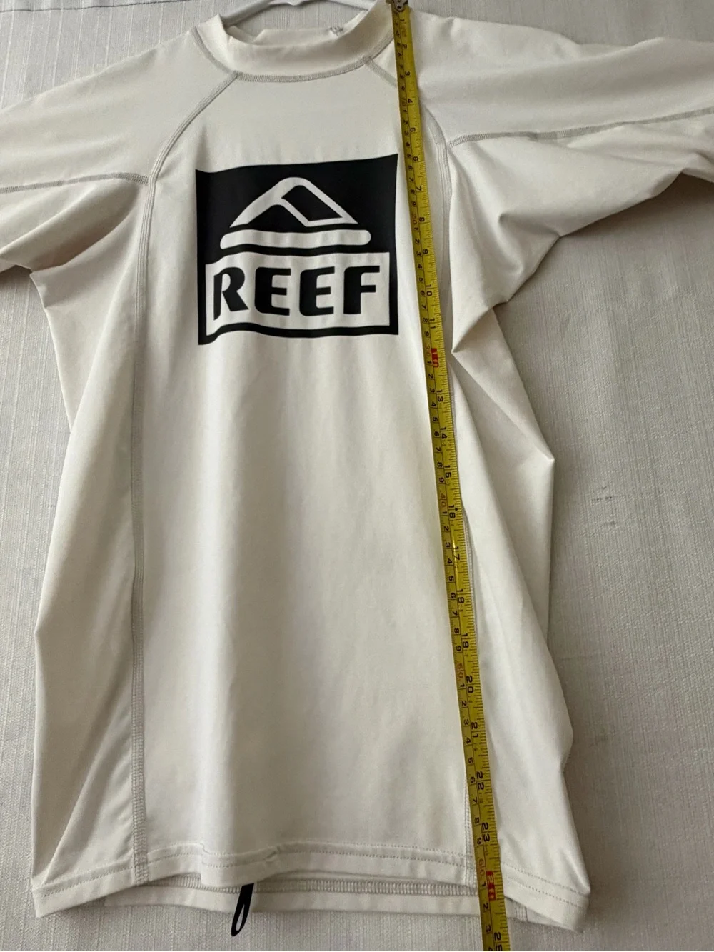 Reef Life’s Youth Size S Short Go Surfing Rash Guard Ivory(A591)